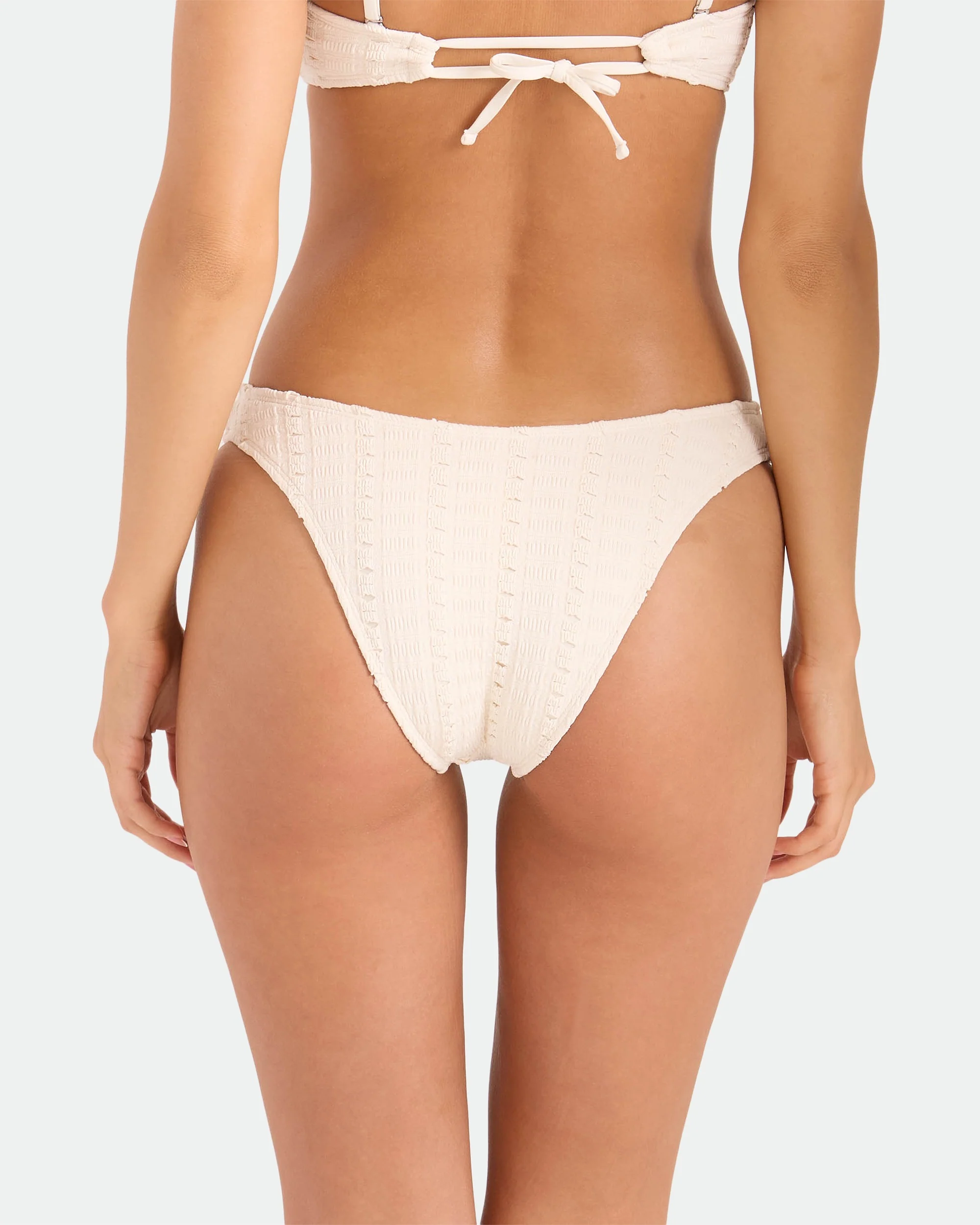 Women's Coco Low Tide 90S V Bottom Skimpy - Image 2
