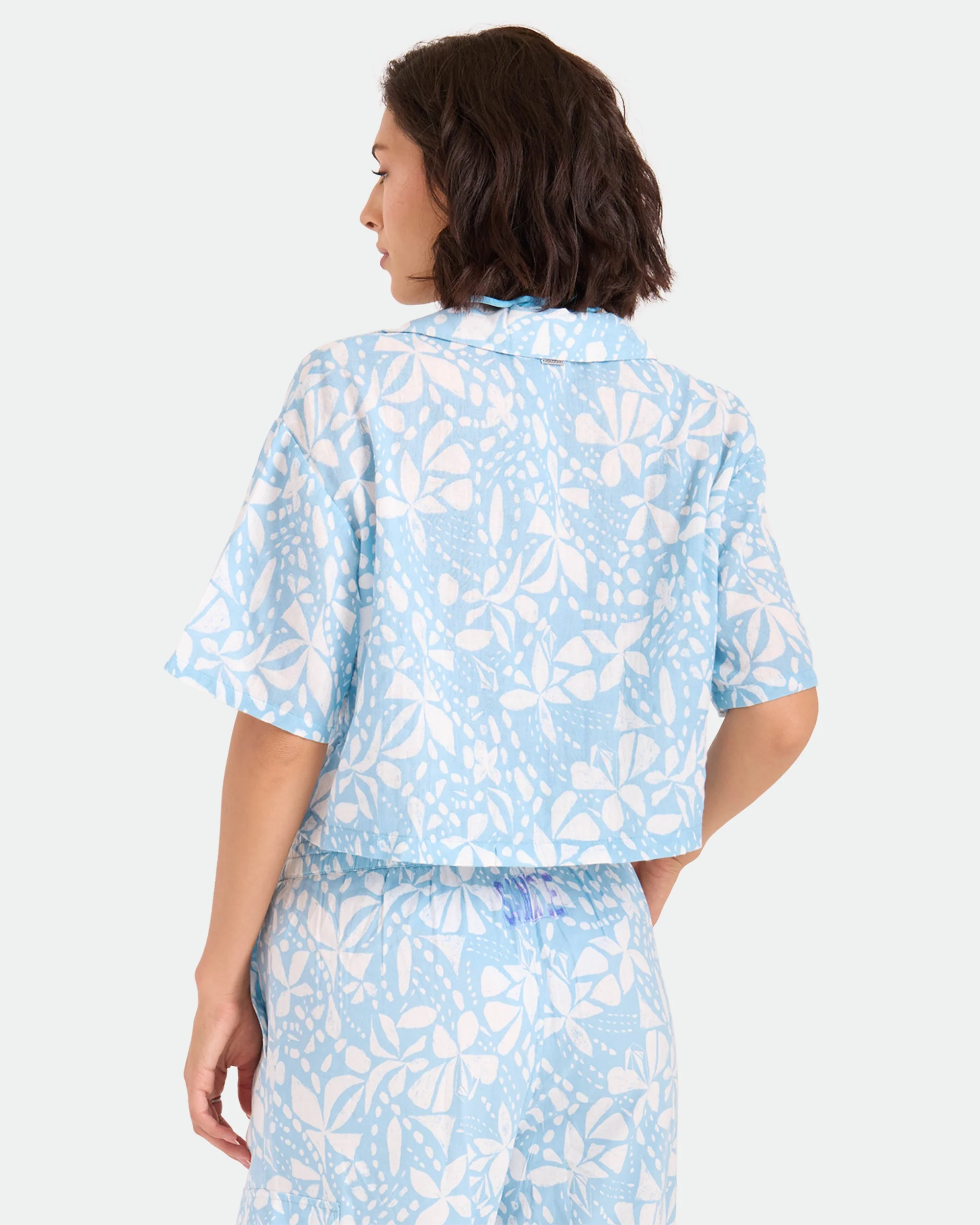 Women's Tied Up Crop Shirt - Image 2