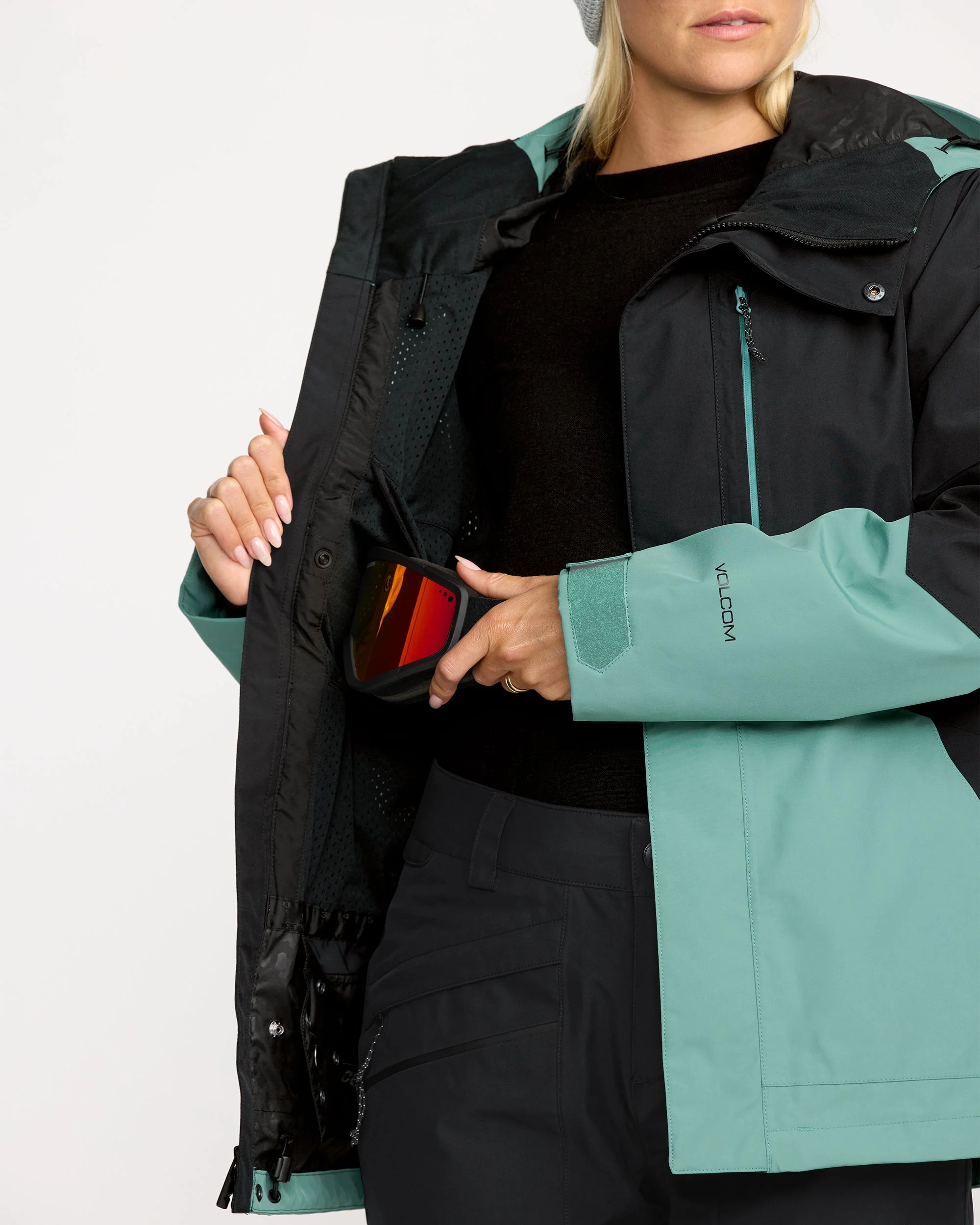 Women's V.Co Eras Insulated Gore Jacket - Image 3