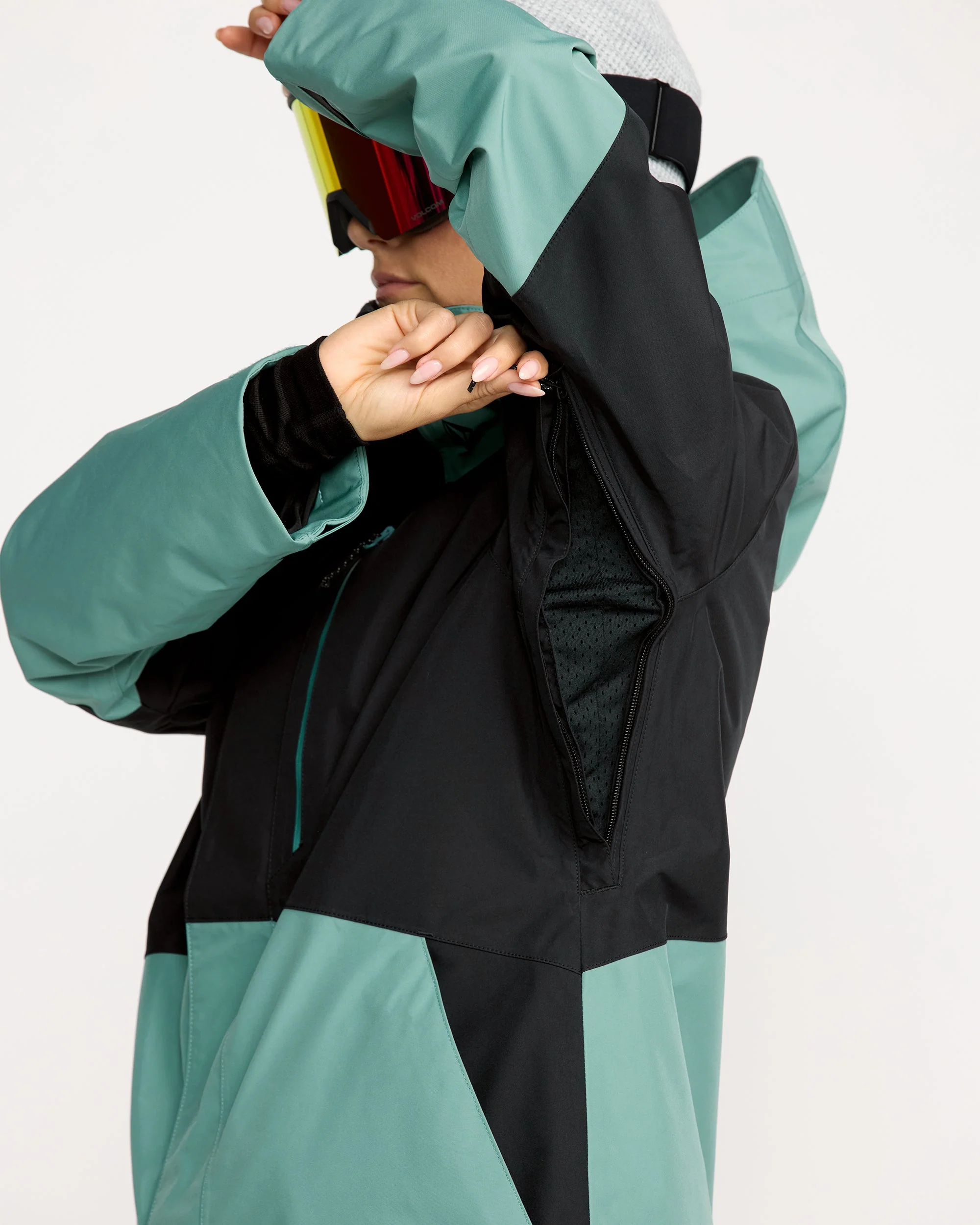 Women's V.Co Eras Insulated Gore Jacket - Image 4